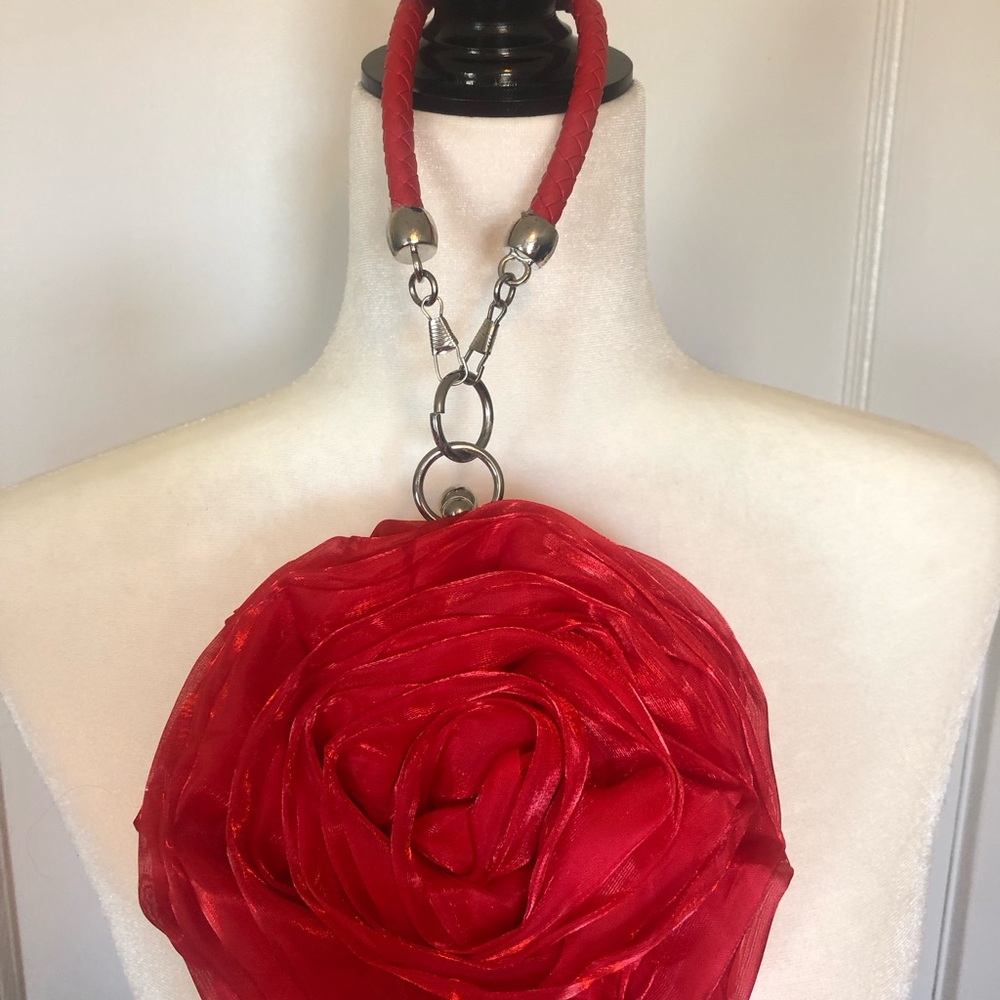 NWOT Vintage Red Rose Wristlet Handbag